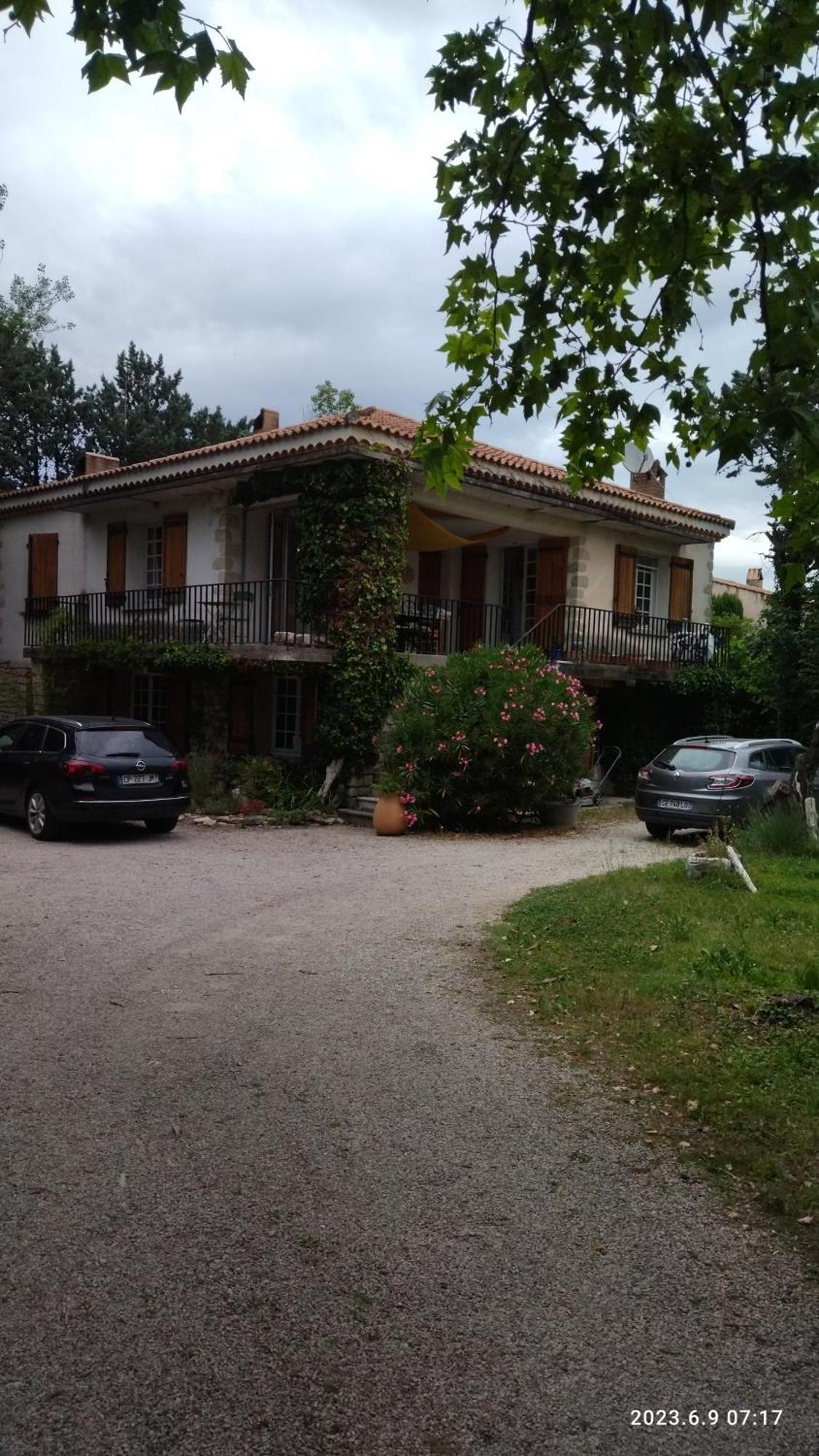La Maison Du Bonheur Velleron Екстериор снимка